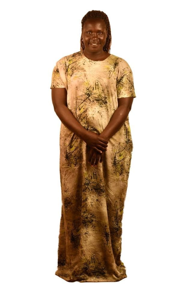 slide-2, عاملة منزلية , كينيا , تنظيف المنزل , جليسة أطفال , كى الملابس